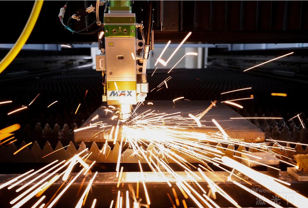 激光切割踏上“奔二之路” 国产光源突破二万五大关
